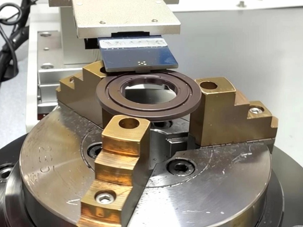 Mik&auml; on magneettinen kooderi ja miksi robotit luottavat siihen?